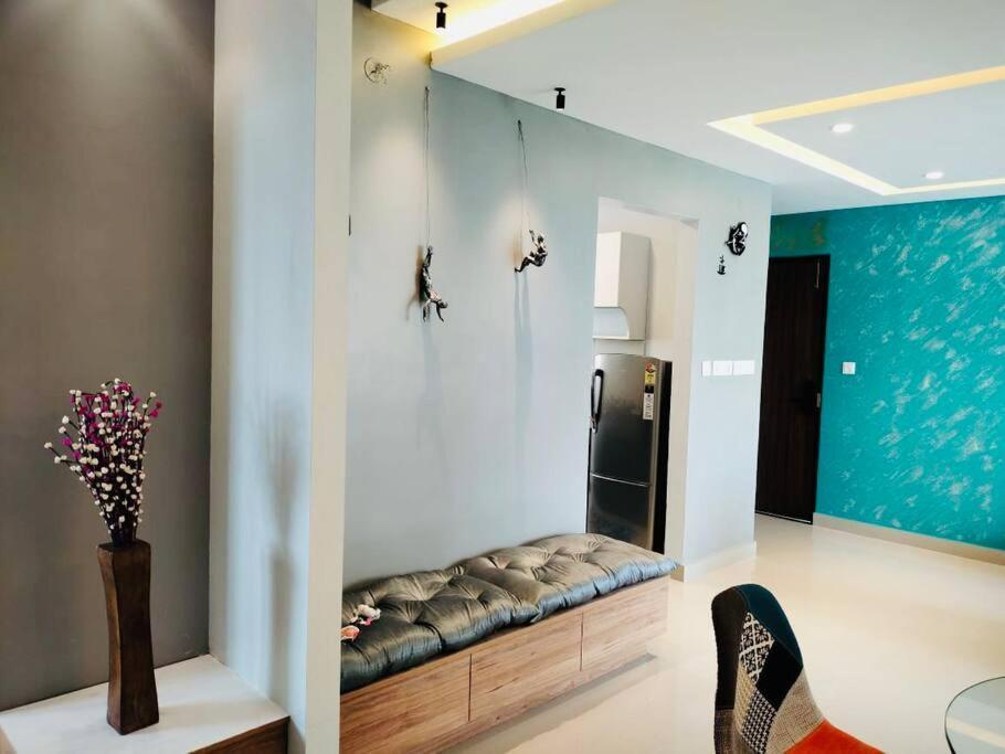 Apartment Brand New Ultra-modern Seaview In Omr! *